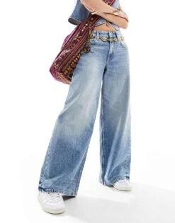 Free People Mid-rise Wide Leg Jeans In Mid Blue For Women Outlaw